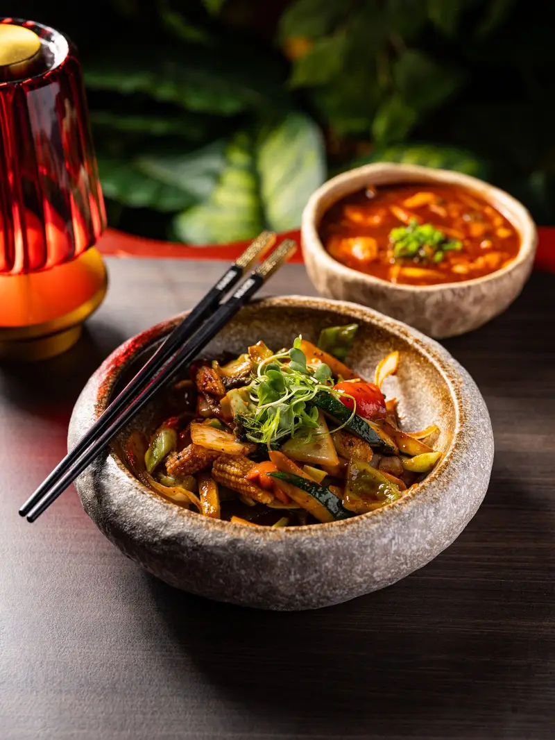 Waikiki vegetable stir-fry bowl — Polynesian cuisine Mumbai