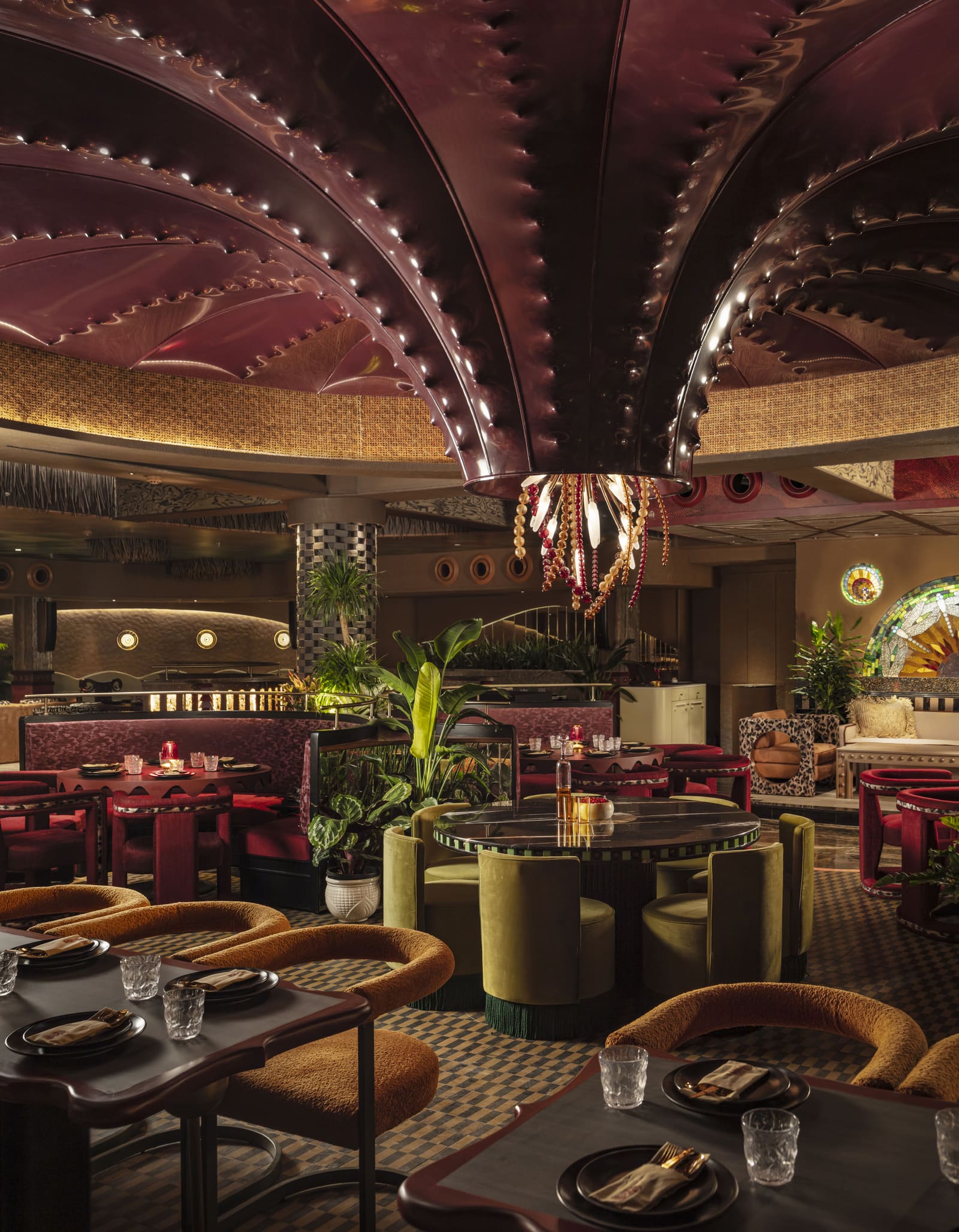 Waikiki main dining room — arched ceiling, best restaurant Andheri East